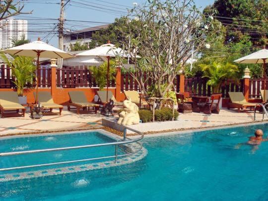 Pattara Mansion พัทยา Hotell Pattaya Eksteriør bilde